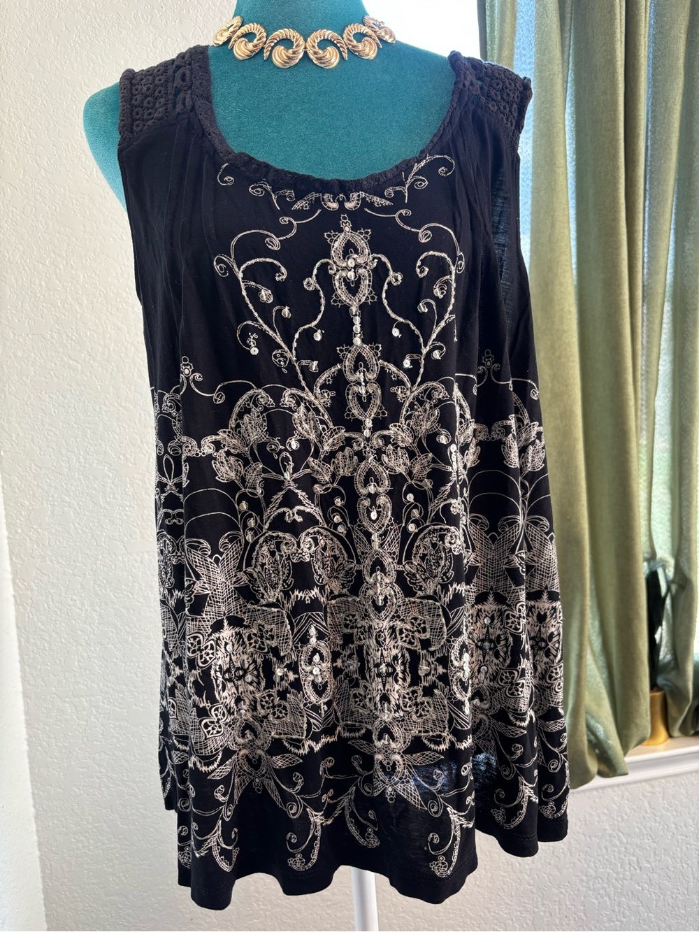 Bila Black Tank Top with White Ornate Embroidery fairy, whimsigoth, Boho XL